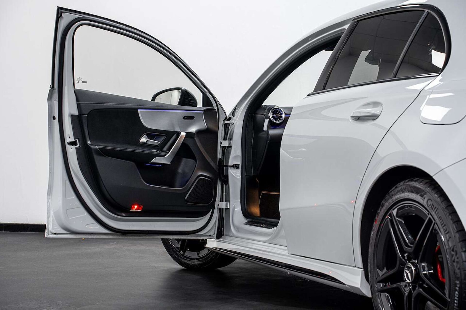 Used Mercedes-Benz A-Class 2021 for sale - 77406633: Photo 6