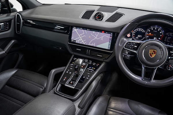 Used Porsche Cayenne 2019 for sale - 76236283: Photo 32