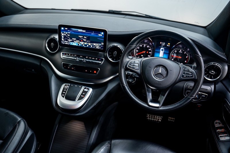 Used Mercedes-Benz V-Class 2023 for sale - 76069235: Photo 27