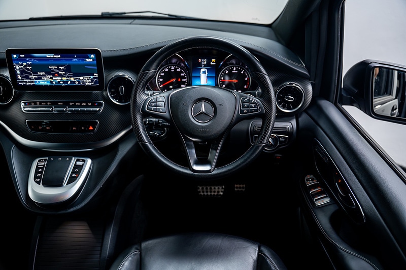 Used Mercedes-Benz V-Class 2023 for sale - 76069235: Photo 29