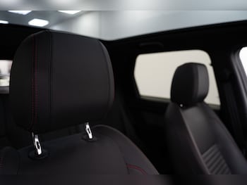Used Land Rover Discovery Sport 2023 for sale - 79254669: Photo