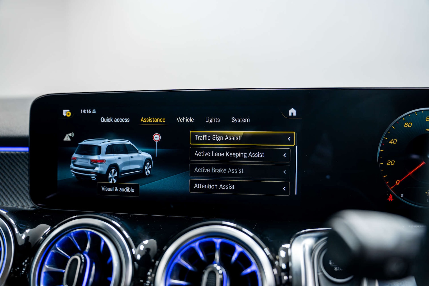 Used Mercedes-Benz GLB 2023 for sale - 77406693: Photo 37