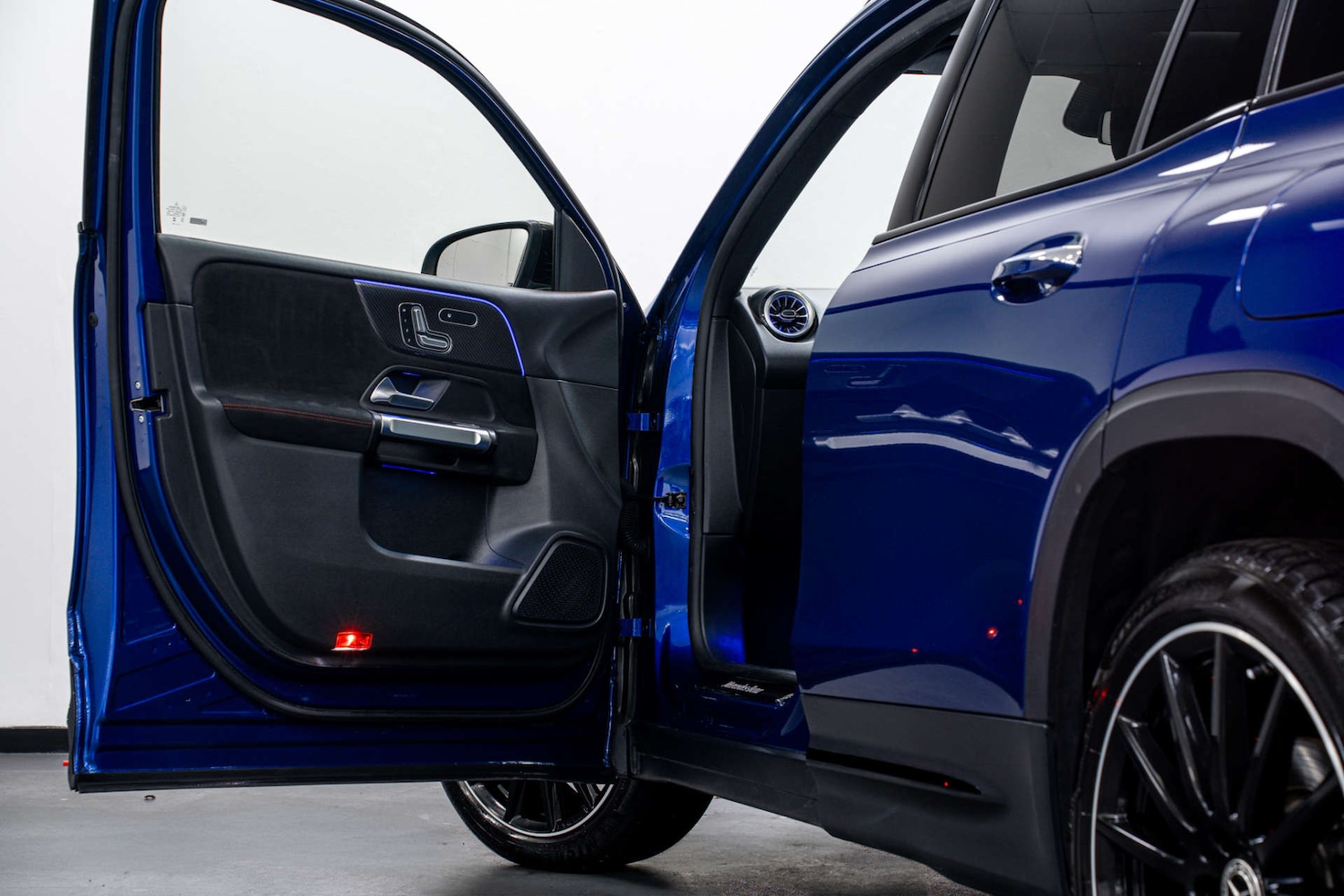 Used Mercedes-Benz GLB 2023 for sale - 77406693: Photo 6