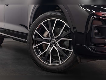 Used Audi Q5 2023 for sale - 77950353: Photo