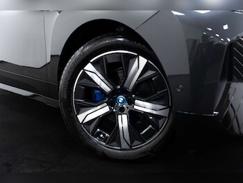 Used BMW iX 2024 for sale - 77504102: Photo
