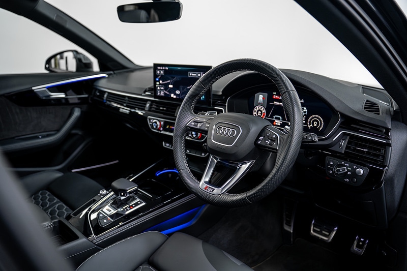 Used Audi RS4 Avant 2021 for sale - 76665872: Photo 2