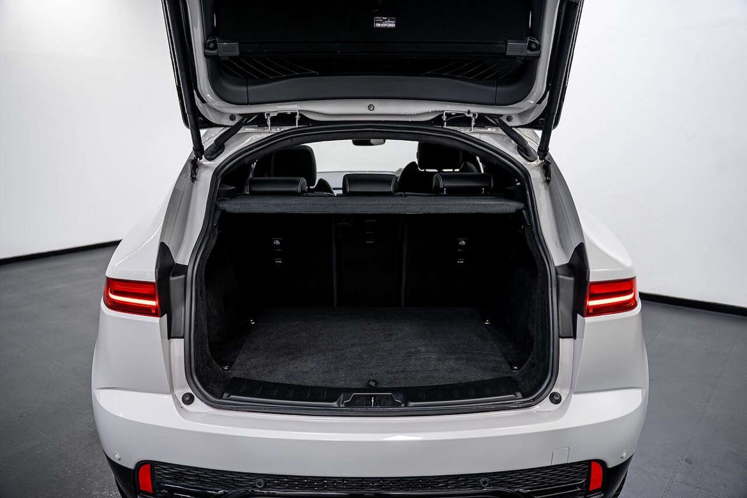 Used Jaguar E-Pace 2022 for sale - 77406650: Photo 18