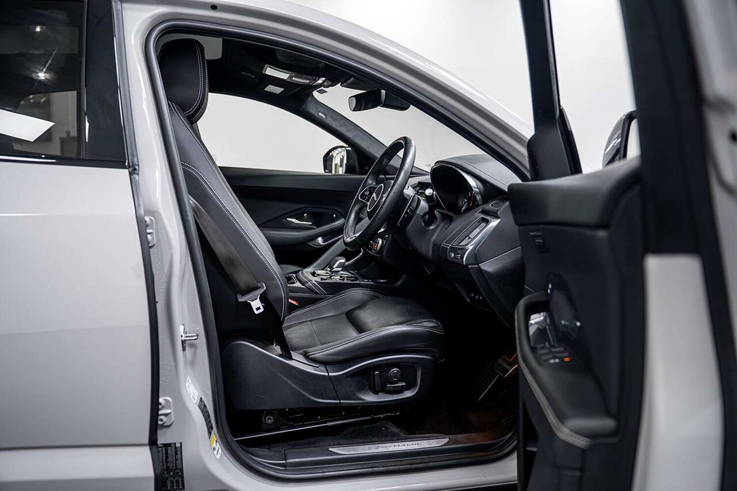 Used Jaguar E-Pace 2022 for sale - 77406650: Photo 27