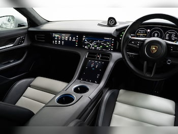 Used Porsche Taycan 2024 for sale - 79434971: Photo