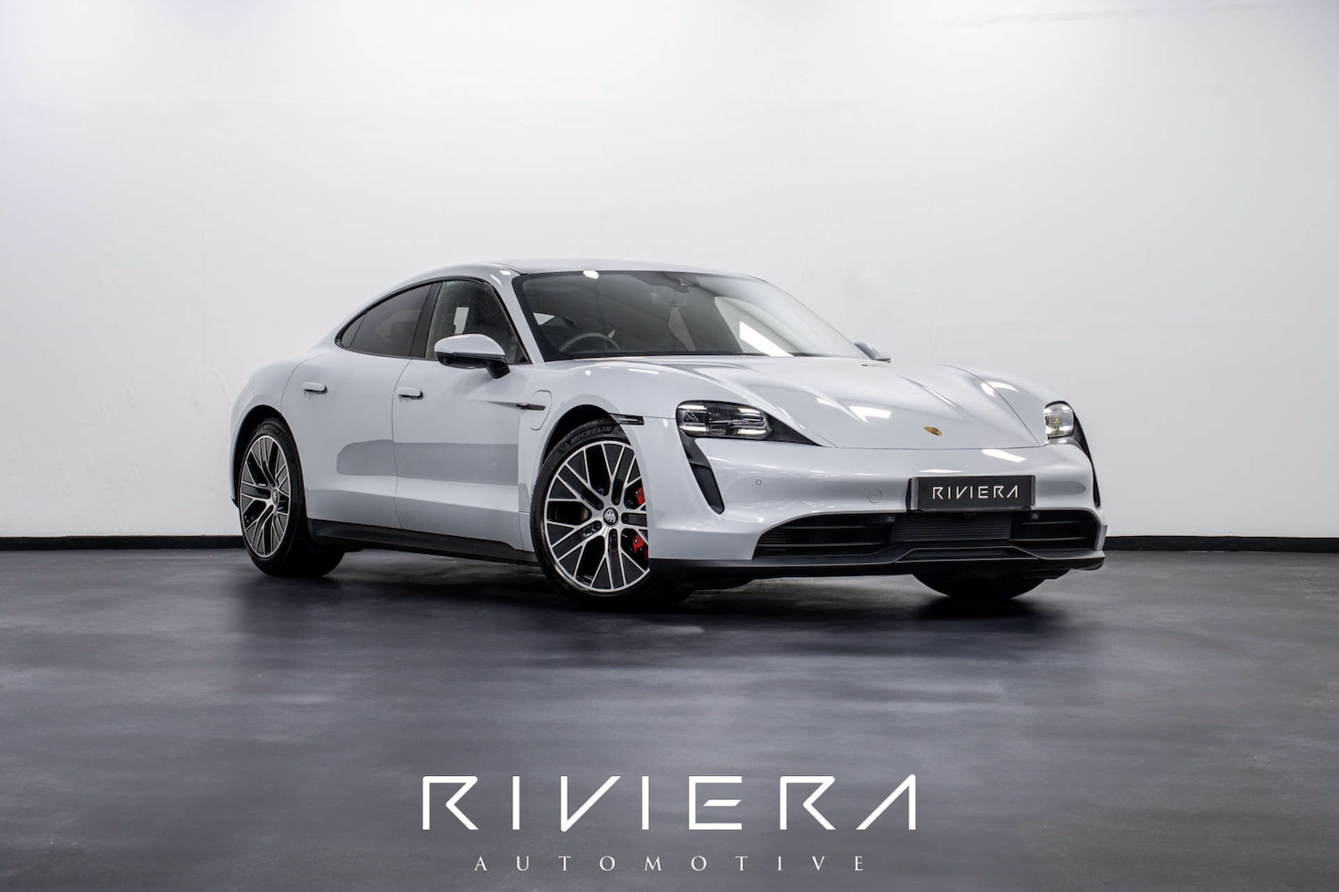 Used Porsche Taycan 2023 for sale - 77406698: Photo 1