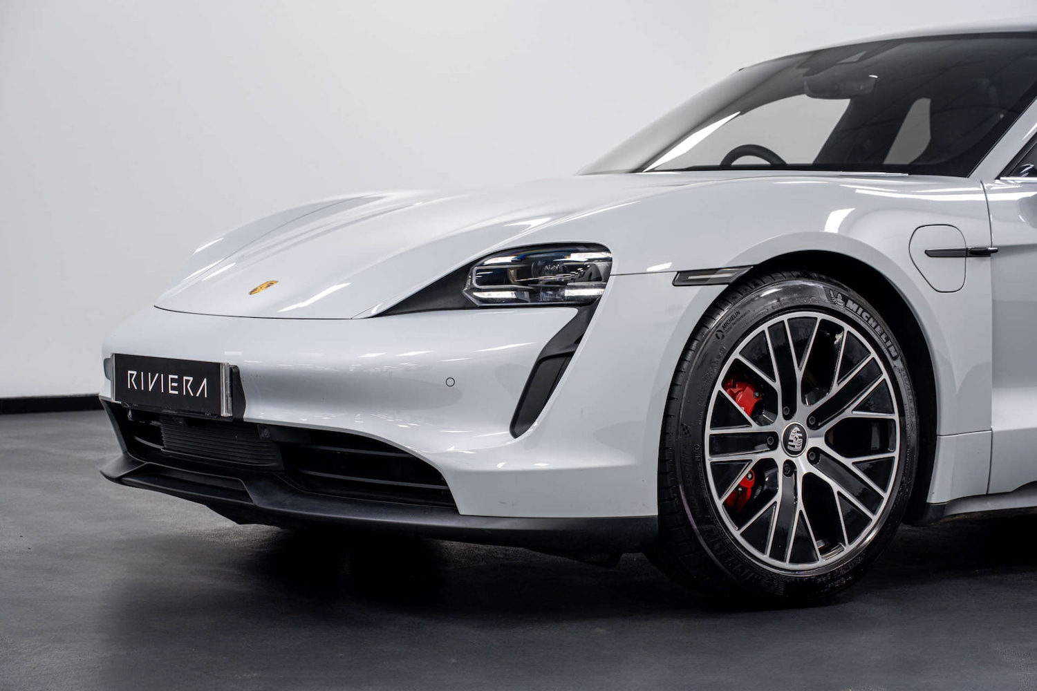 Used Porsche Taycan 2023 for sale - 77406698: Photo 12