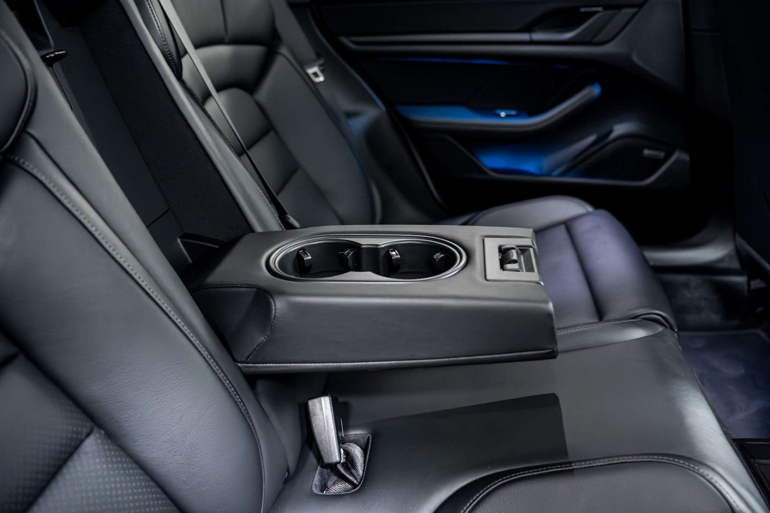 Used Porsche Taycan 2023 for sale - 77406698: Photo 21