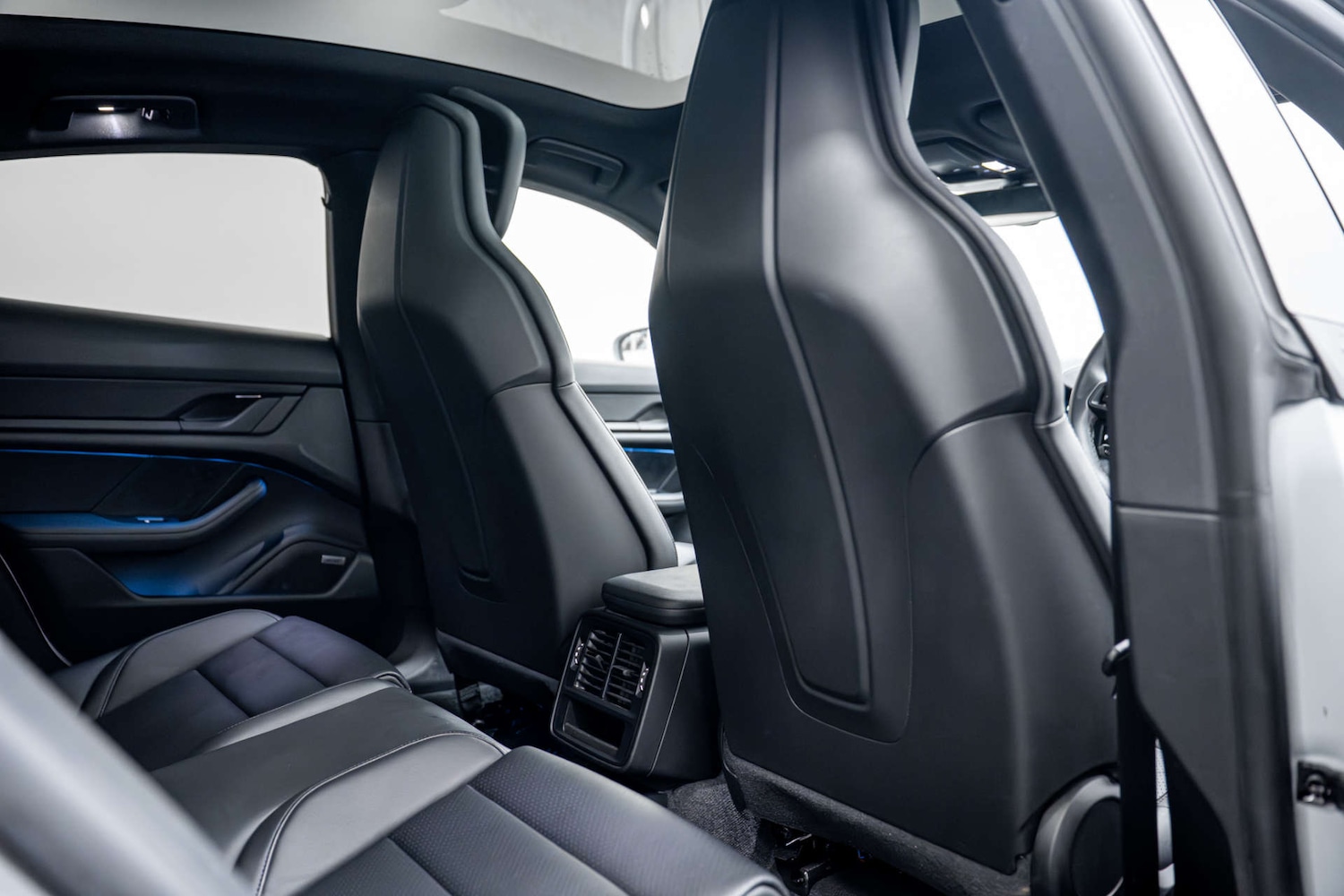 Used Porsche Taycan 2023 for sale - 77406698: Photo 22