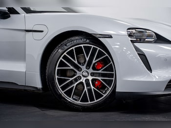 Used Porsche Taycan 2023 for sale - 77406698: Photo