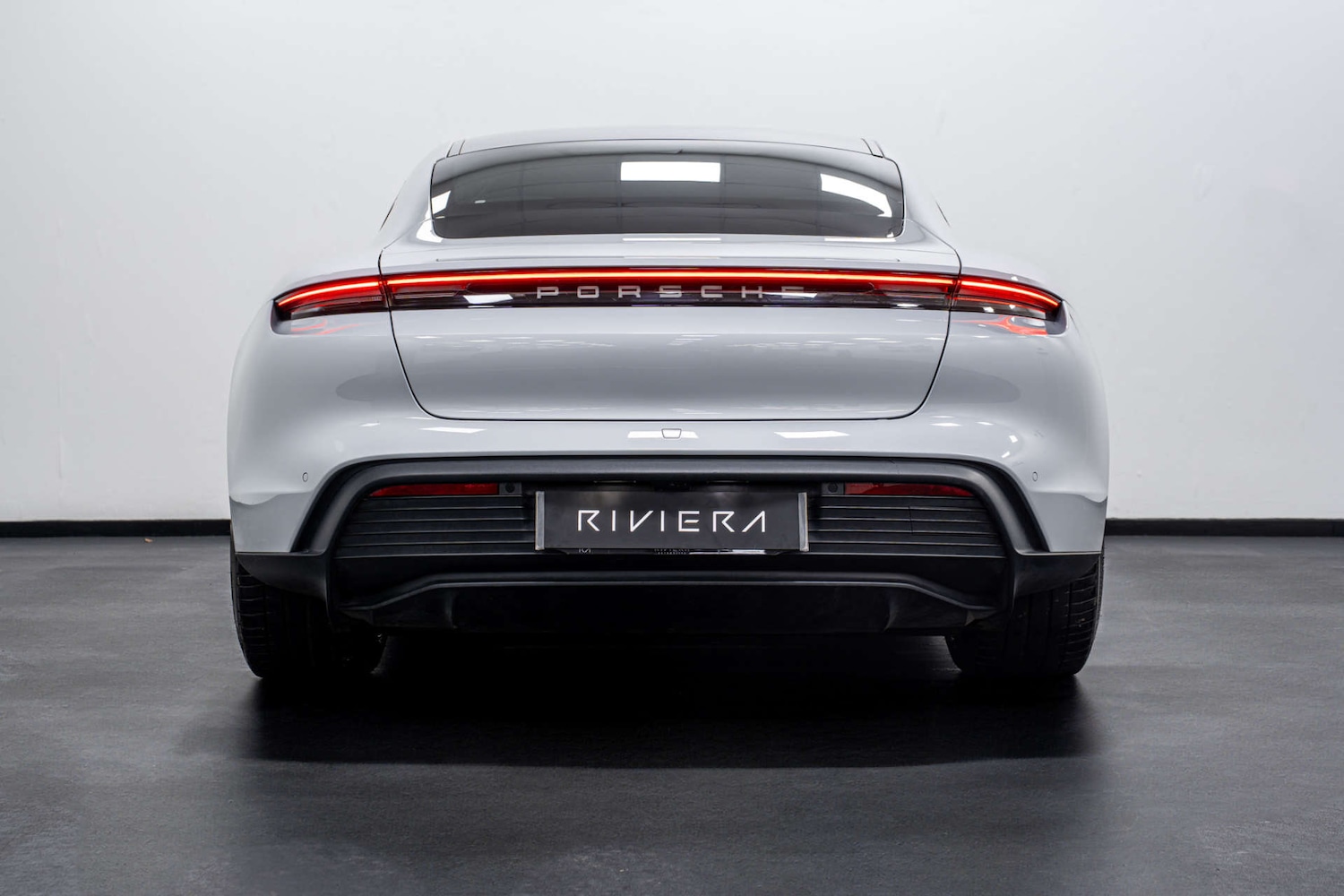 Used Porsche Taycan 2023 for sale - 77406698: Photo 9