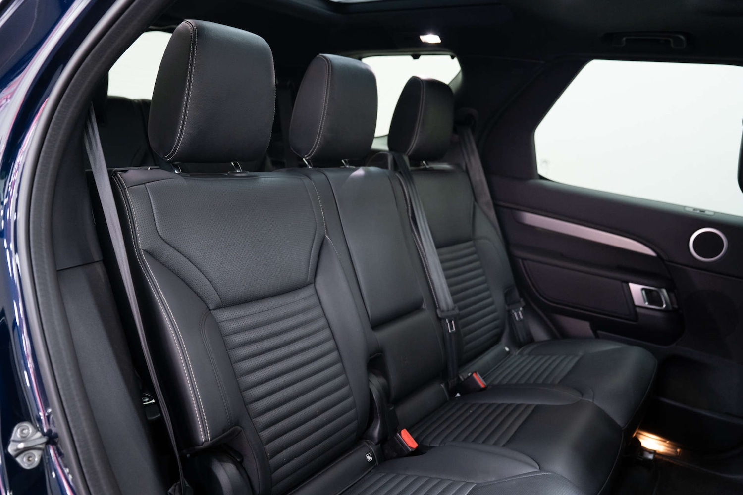 Used Land Rover Discovery 2023 for sale - 77476416: Photo 14