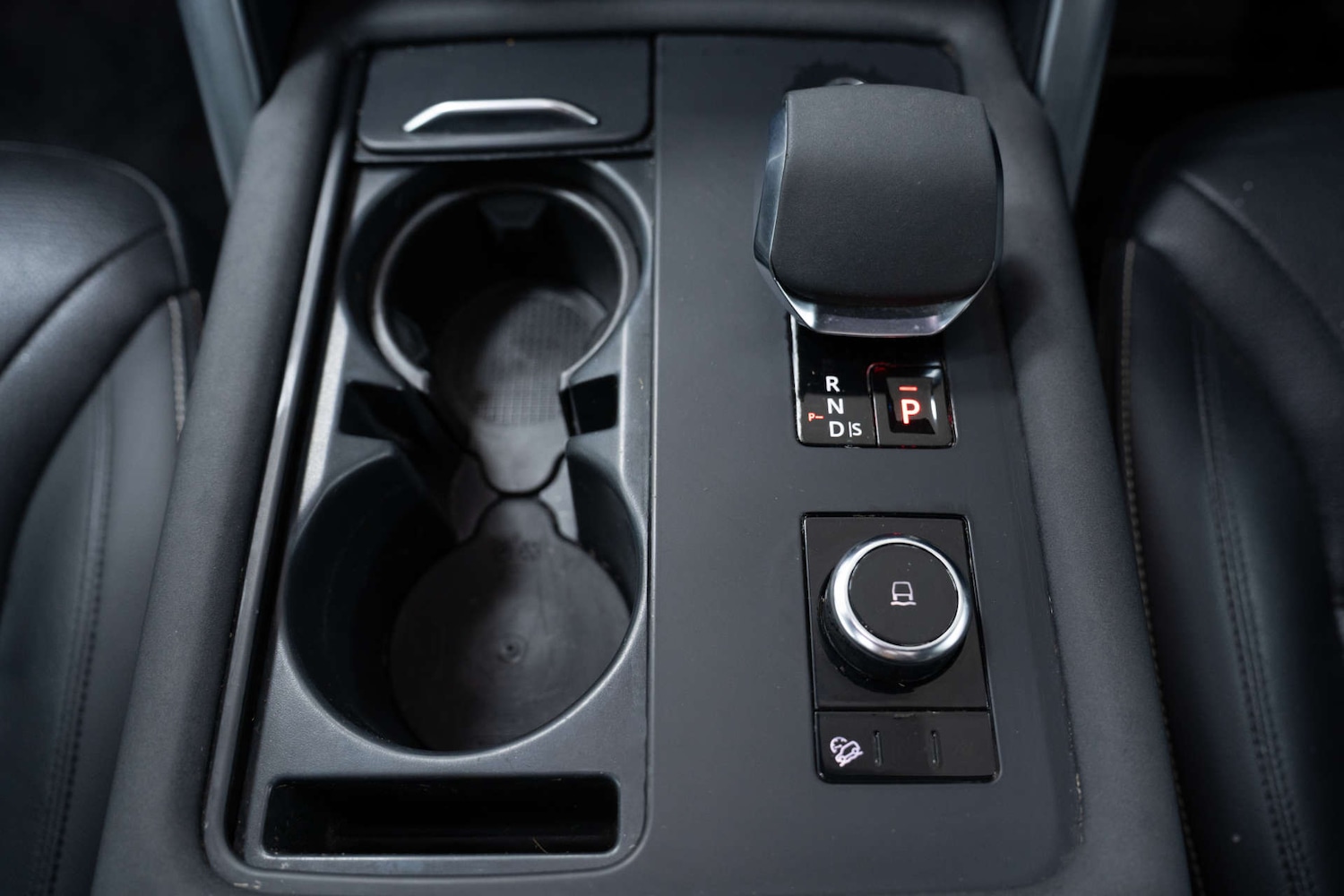 Used Land Rover Discovery 2023 for sale - 77476416: Photo 16