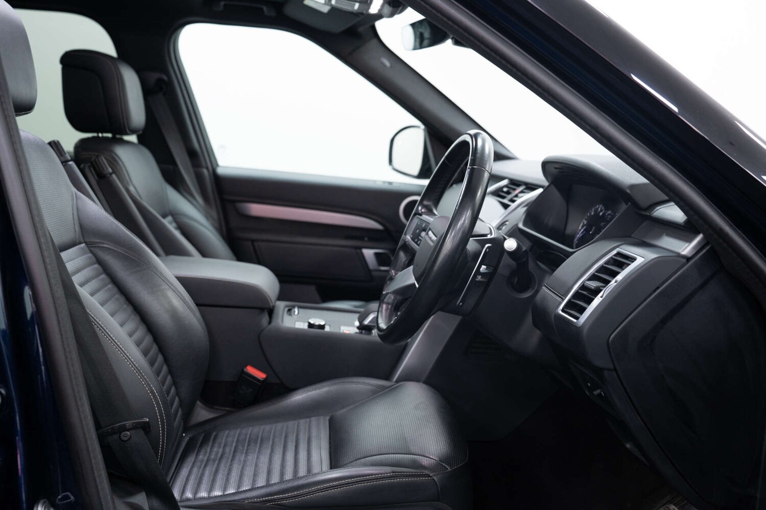 Used Land Rover Discovery 2023 for sale - 77476416: Photo 25