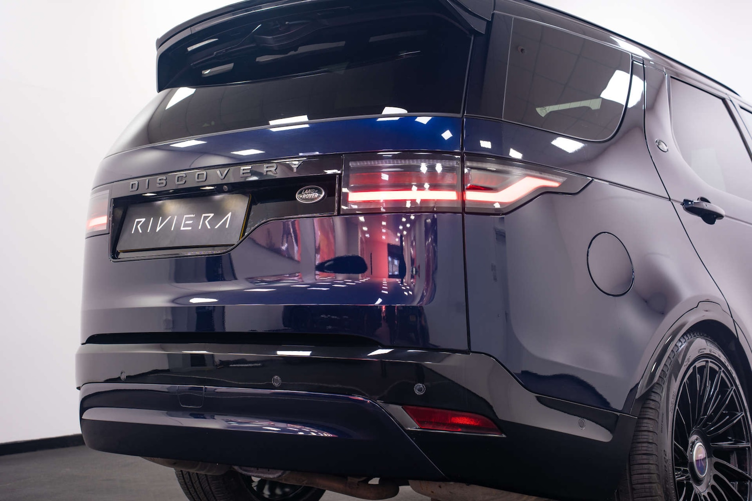 Used Land Rover Discovery 2023 for sale - 77476416: Photo 5