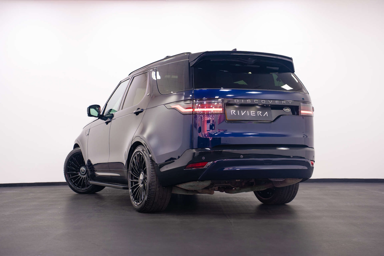 Used Land Rover Discovery 2023 for sale - 77476416: Photo 6