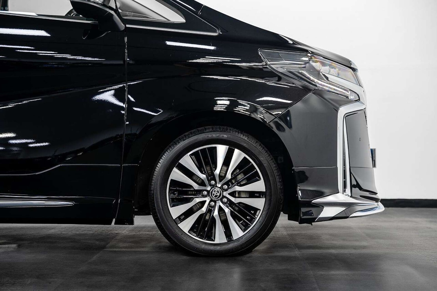 Used Toyota Alphard 2025 for sale - 77406634: Photo 16