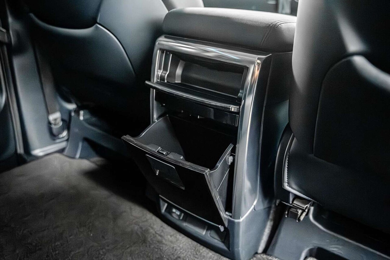 Used Toyota Alphard 2025 for sale - 77406634: Photo 28