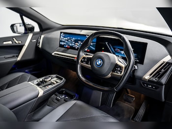 Used BMW iX 2022 for sale - 76454824: Photo