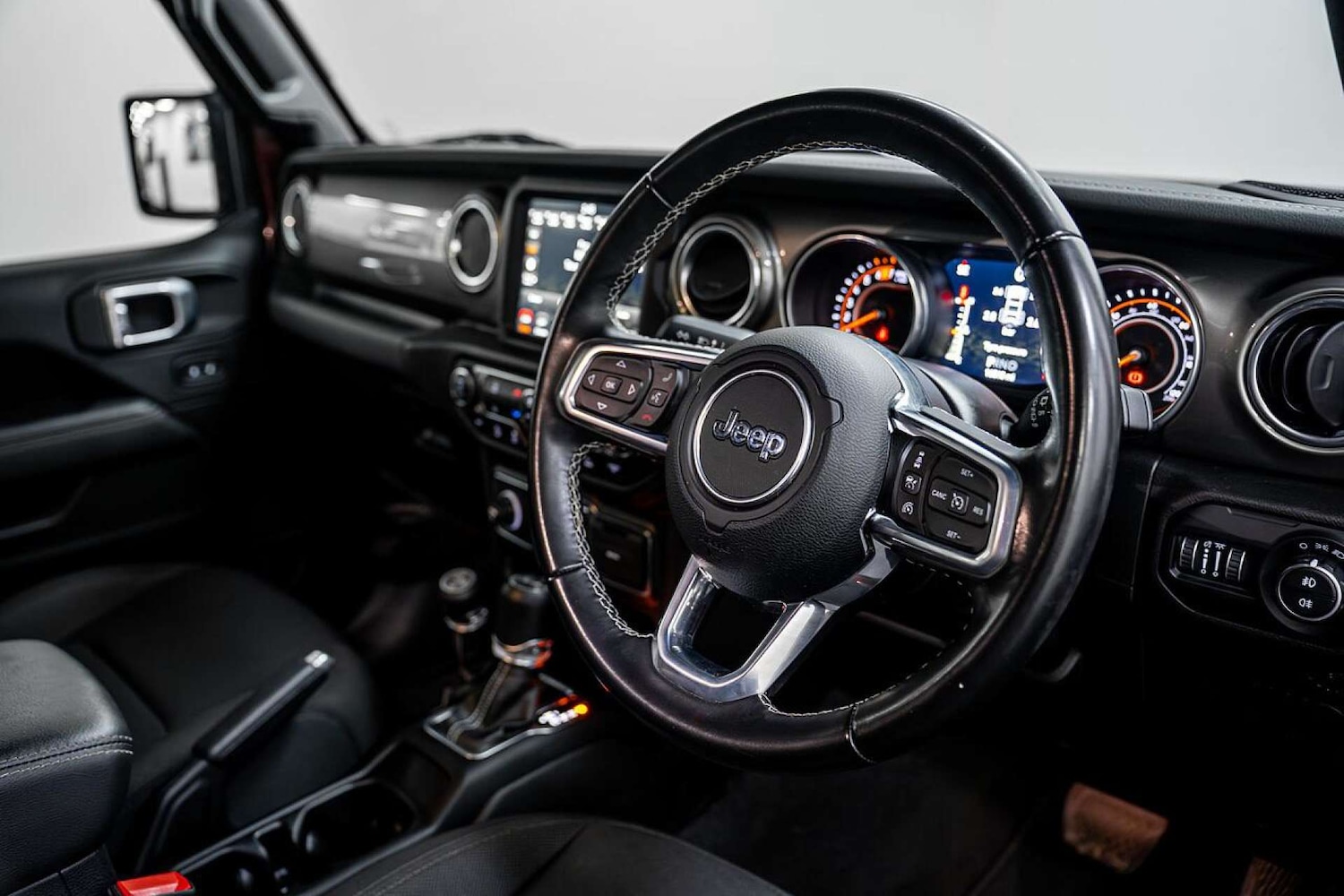 Used Jeep Wrangler 2022 for sale - 77406639: Photo 2