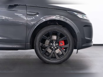 Used Land Rover Discovery Sport 2023 for sale - 78201127: Photo