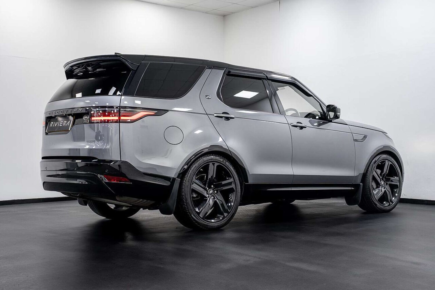 Used Land Rover Discovery 2022 for sale - 77833231: Photo 16