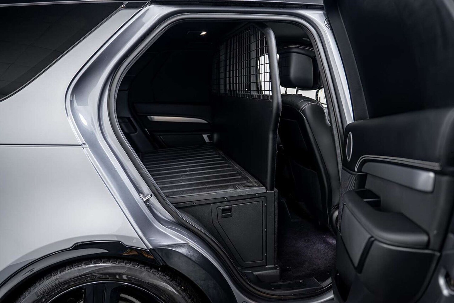 Used Land Rover Discovery 2022 for sale - 77833231: Photo 20