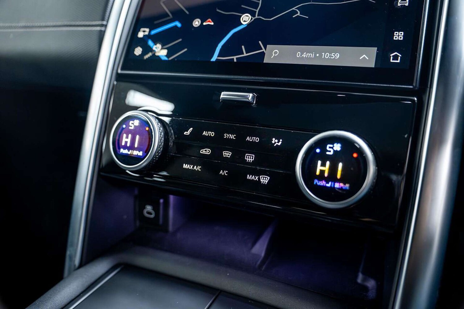 Used Land Rover Discovery 2022 for sale - 77833231: Photo 31