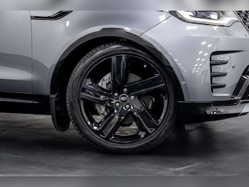 Used Land Rover Discovery 2022 for sale - 77833231: Photo