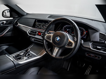 Used BMW X5 2022 for sale - 77062102: Photo