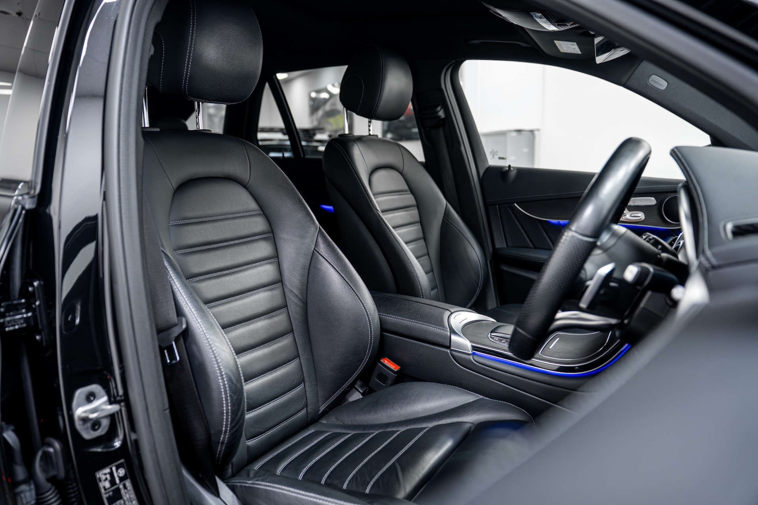 Used Mercedes-Benz GLC 2022 for sale - 77406678: Photo 3