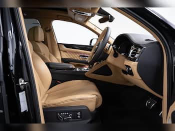 Used Bentley Bentayga 2022 for sale - 79672354: Photo
