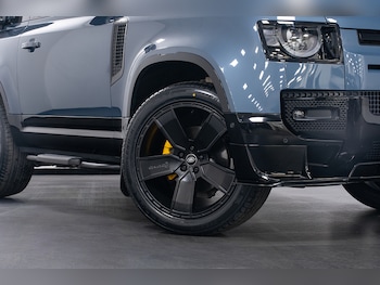 Used Land Rover Defender 2022 for sale - 79434872: Photo
