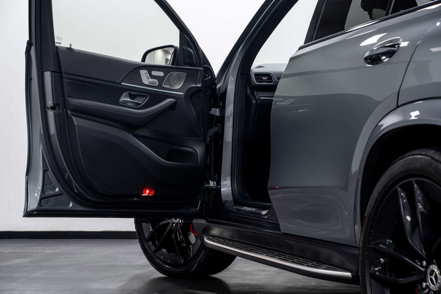 Used Mercedes-Benz GLE 2023 for sale - 77617136: Photo 17