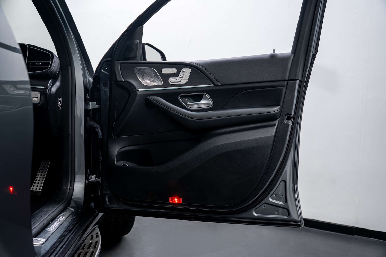 Used Mercedes-Benz GLE 2023 for sale - 77617136: Photo 24