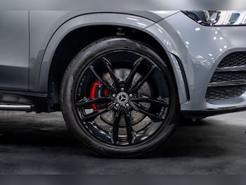 Used Mercedes-Benz GLE 2023 for sale - 77617136: Photo