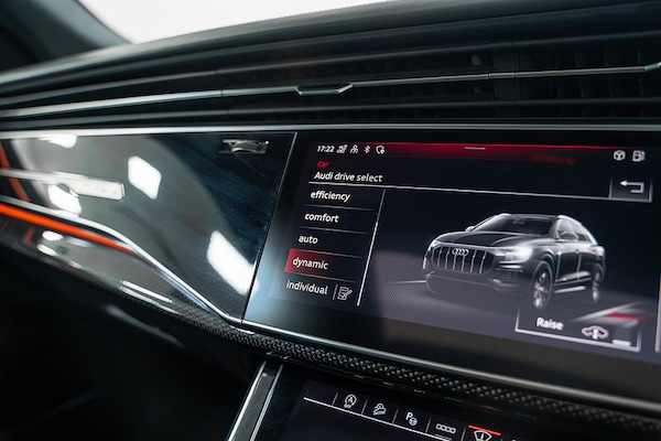 Used Audi SQ8 2023 for sale - 74743392: Photo 43