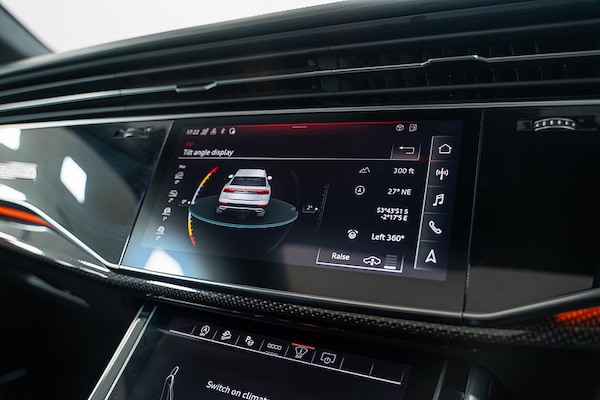 Used Audi SQ8 2023 for sale - 74743392: Photo 44