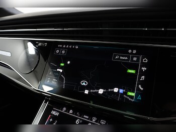 Used Audi RS Q8 2023 for sale - 78951396: Photo