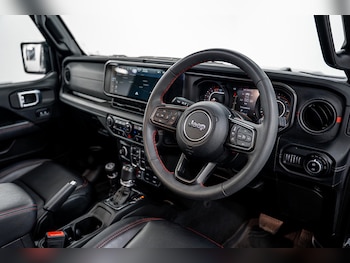 Used Jeep Wrangler 2024 for sale - 76477867: Photo