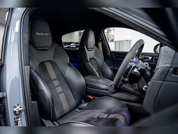 Used Porsche Cayenne 2022 for sale - 76655532: Photo