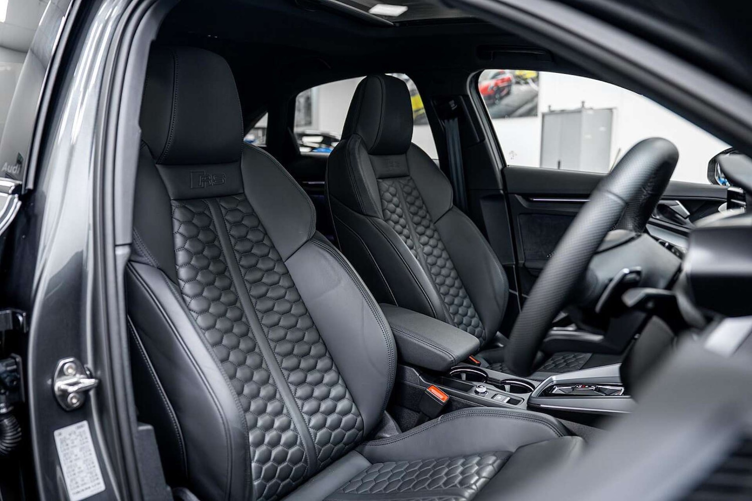 Used Audi RS3 2025 for sale - 77775424: Photo 11