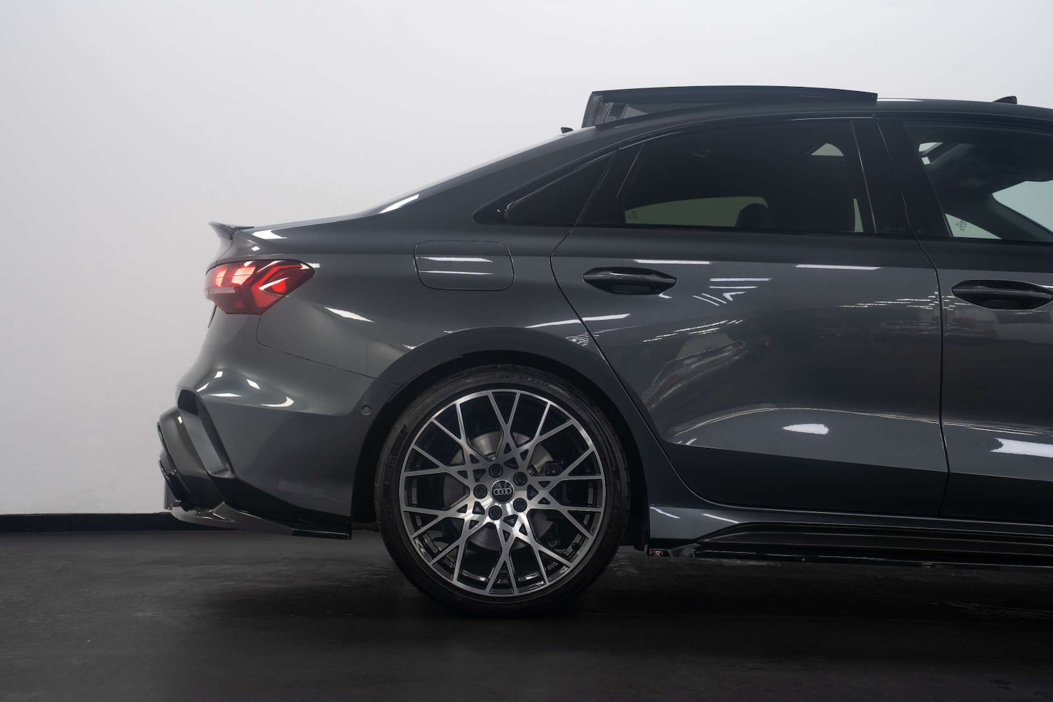 Used Audi RS3 2025 for sale - 77775424: Photo 8