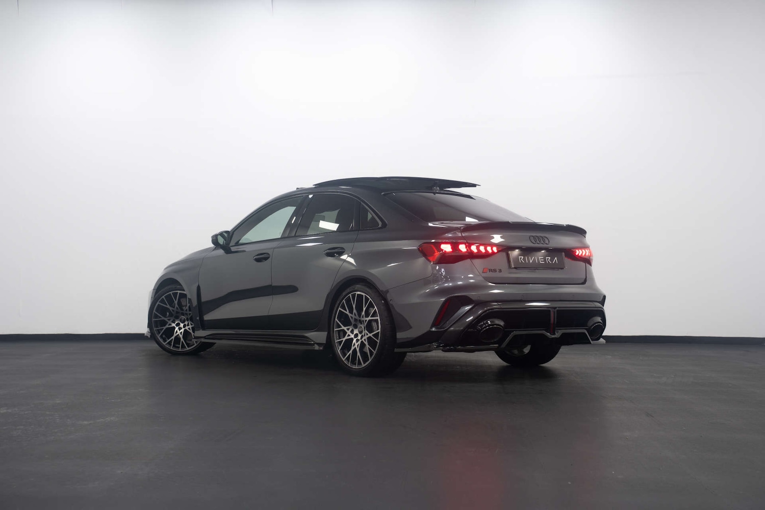 Used Audi RS3 2025 for sale - 77775424: Photo 9