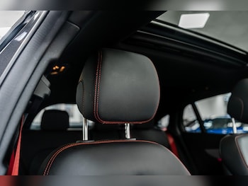 Used Mercedes-Benz GLC 2023 for sale - 79314109: Photo