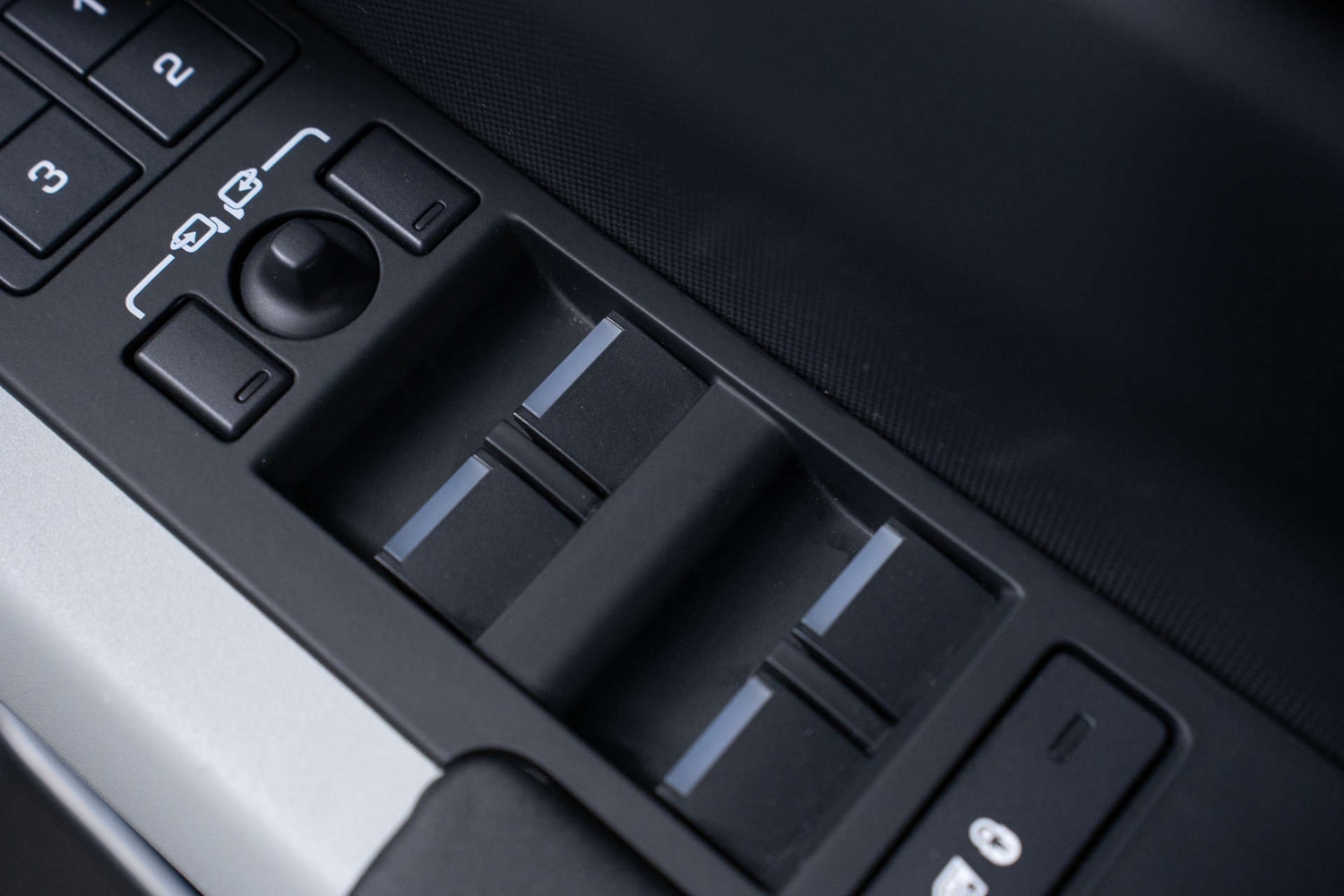 Used Land Rover Defender 2024 for sale - 77617135: Photo 18